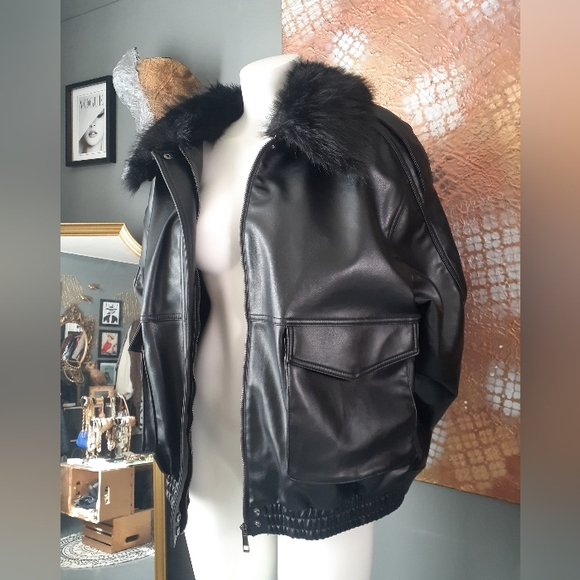 Zara Nwot Black Faux Leather Jacket with Removable Faux Fur Collar - Picture 10 of 16